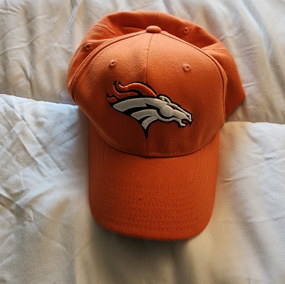 Denver Broncos NFL ball cap OS
